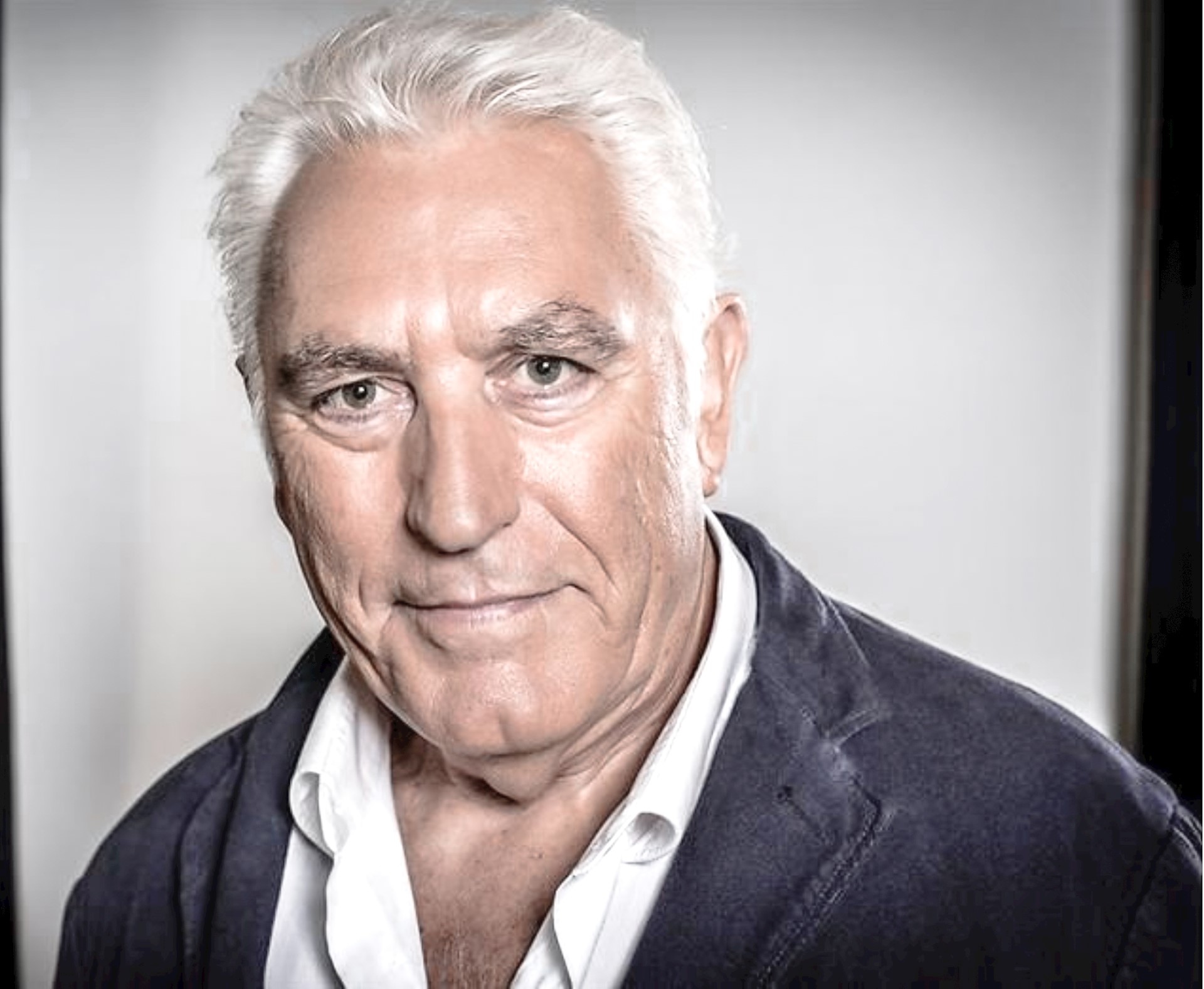 TECHNIEK, HARD WERKEN EN APPLAUS